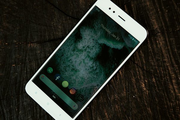 Quels sont les meilleurs réglages pour une expérience de lecture de livres électroniques sur un iPhone 12 Pro ?